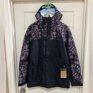 The North Face Freedom Insulated Fawn Grey Snake Jacket NWT Men’s Size SMALL